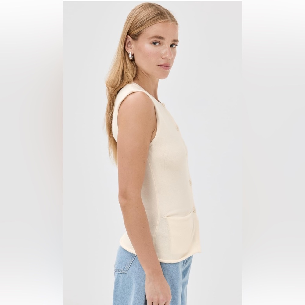 LIONESS KOURT VEST - Picture 3 of 9